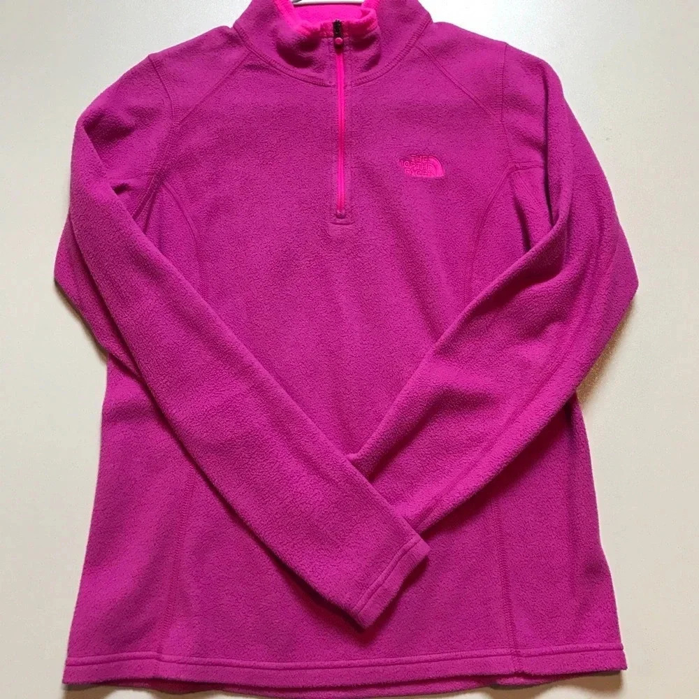The North Face Women’s Size Small Dark Pink Fleece Sweatshirt Quarter Zip